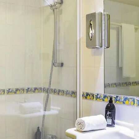 Monaco A 300m Du Casino - Grand Avec Piscine * בוסוליי